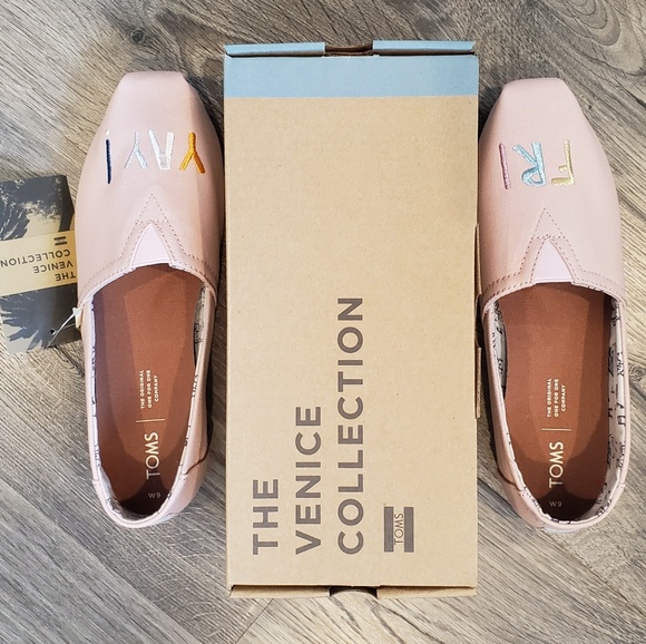 HTF Toms FRI YAY (fri-yay) Size 9 - Picture 4 of 4